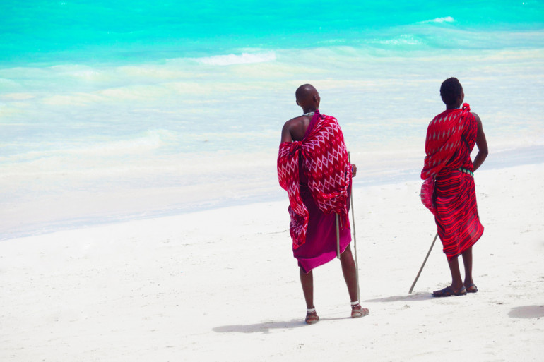 Miestni Masajovia sú zážitkom pre cestovateľov. Aspoň jednu fotku v mobile s nimi vždy každý má :)